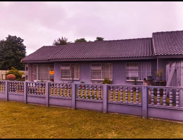 3 BEDROOM HOUSE FOR SALE IN NIMRODPARK